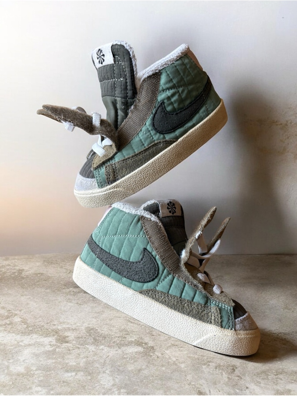 Nike Blazer Mid '77 Toddler Size 8 Sneaker - Picture 5 of 16